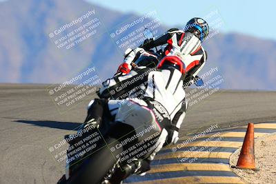 media/Jan-09-2022-SoCal Trackdays (Sun) [[2b1fec8404]]/Turn 12 Backside (130pm)/